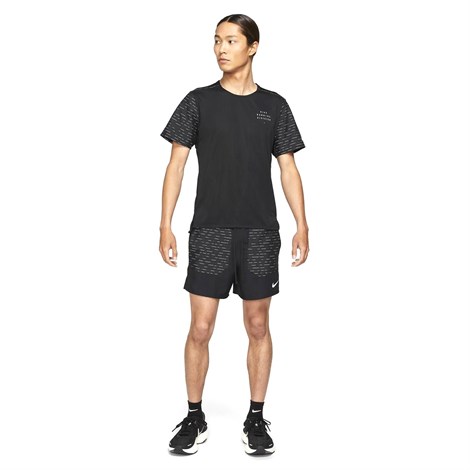 Nike M Nk Dfadv Run Dvn Techknıt Ss Erkek Siyah T-shirt - DD4795-014