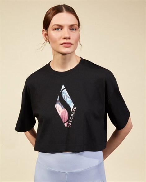 Skechers Graphic Tee W Crew Neck T-Shirt Kadın Siyah Üst & T-shirt - S211157-001