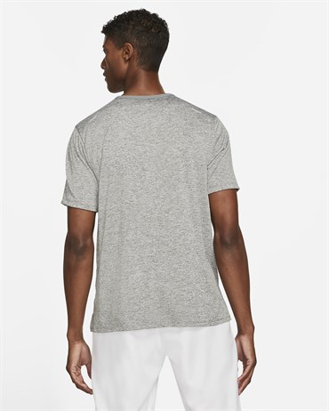 Nike M Nk Df Rıse 365 Ss Erkek Gri T-shirt - CZ9184-084
