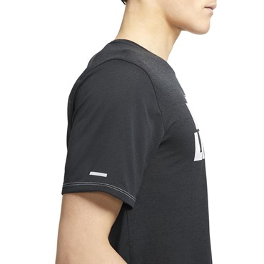 Nike M Nk Df Wr Mıler Gx Ss Erkek Siyah T-shirt - DD5276-045