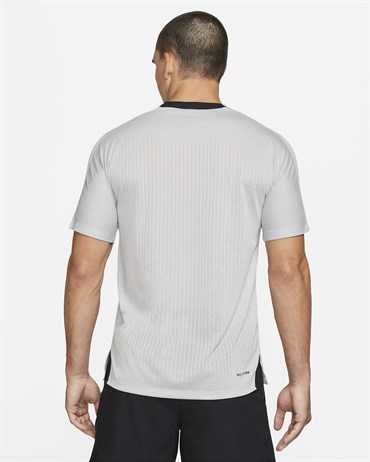 Nike M Np Dfadv Npc Top Ss Erkek Gri T-shirt - DD1703-077