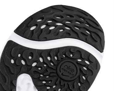 Nike Renew Retalıatıon 3 Erkek Siyah Koşu Ayakkabı  - DA1350-002