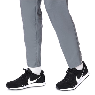 Nike Venture Runner Erkek Siyah Günlük Spor Ayakkabı - CK2944-002