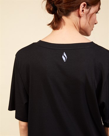 Skechers Graphic Tee W Crew Neck T-Shirt Kadın Siyah Üst & T-shirt - S211161-001